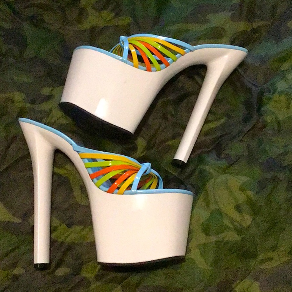 Temptation Platform Heels